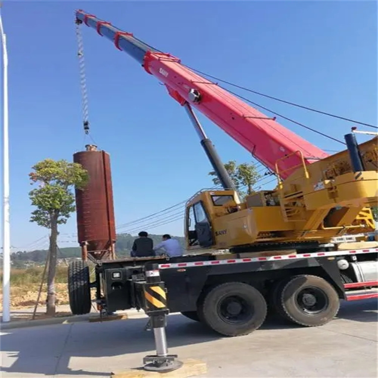 忠县专业吊车租赁多少钱